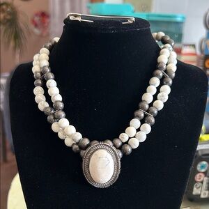 E.ETSITTY sterling and white buffalo stone or howlite .Beautiful choker necklace